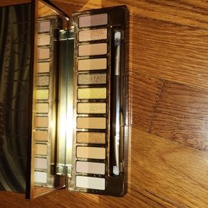 Ubran Decay Naked Honey Palette